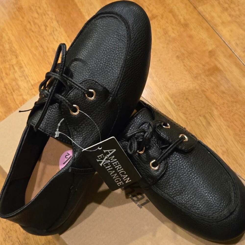 American Exchange Black Leather Moccasin Lace Up Shoes Size 6.5